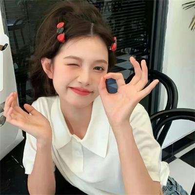 攀岩女孩儿